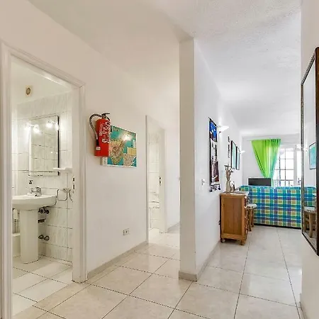 Apartament First Line Front 2 Bedroom Gigantes